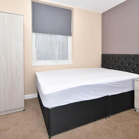 Townhouse At Alton Street Crewe Otel Dış mekan fotoğraf