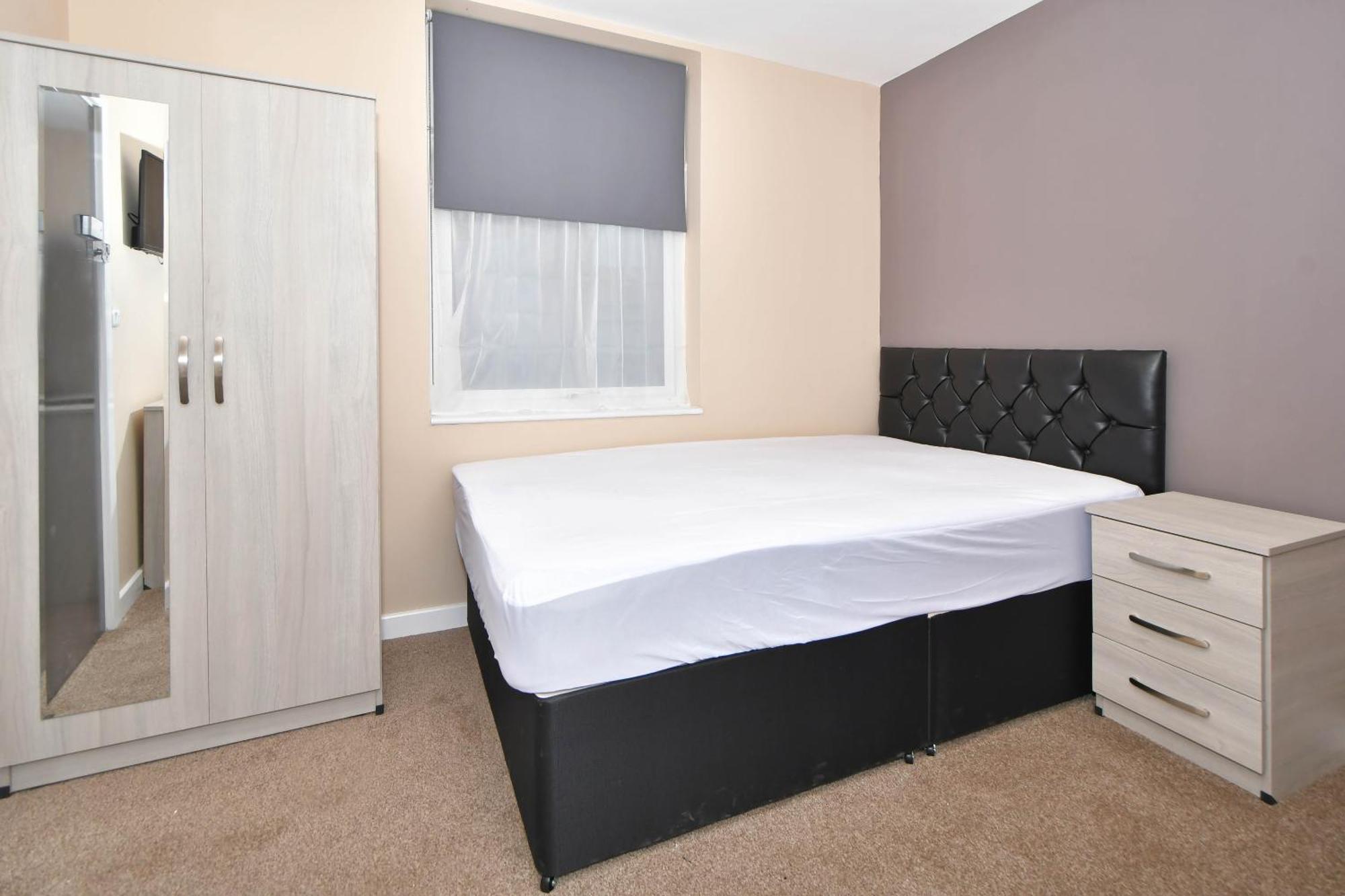 Townhouse At Alton Street Crewe Otel Dış mekan fotoğraf